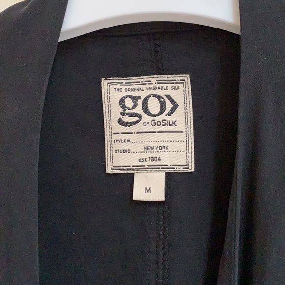 GO>Silk Light Jacket - Picture 2 of 5